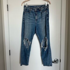 AE Strigid Ripped Mom Jeans, US 10 Short